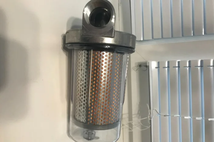 Фильтр сепаратор для тонкой очистки топлива для Мини Азс с влагоотделителем- фото № 1