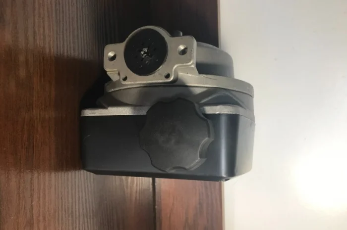 Счетчик механический для перекачки дизельного топлива на 4 отделения- фото № 5