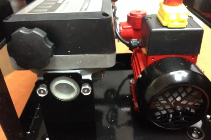 Заправочные станции, мини АЗС для перекачки ДТ 220 Вт с механическим счетчиком Geko Max- фото № 6