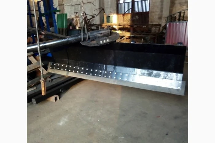 Снегоуборочная навесная лопата отвал- фото № 1