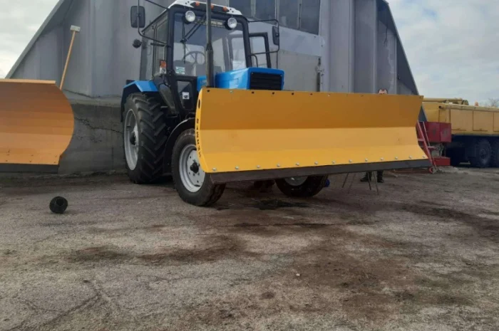 Снігоприбиральні відвали для тракторів, автомобілів та міні тракторів- фото № 1