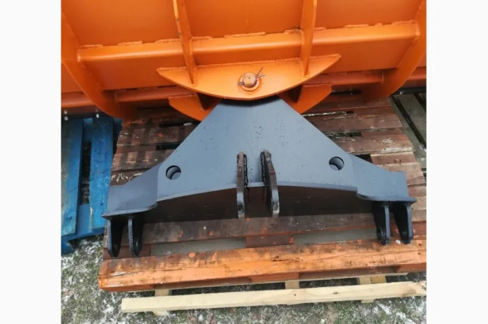 Отвал снегоуборочный на импортный трактор- фото № 6