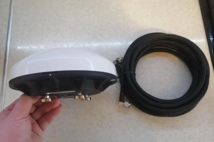 Антенна двухчастотная L1 L2 + платний сигнал Claas A50 агро навигатор S7 S10- фото № 4