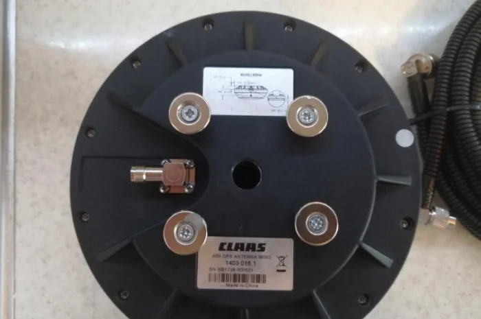 Антенна двухчастотная L1 L2 + платний сигнал Claas A50 агро навигатор S7 S10- фото № 6