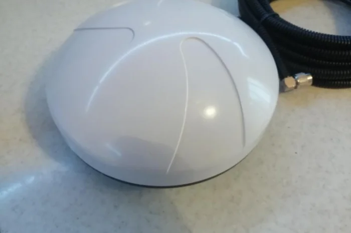 Антенна двухчастотная L1 L2 + платний сигнал Claas A50 агро навигатор S7 S10- фото № 8