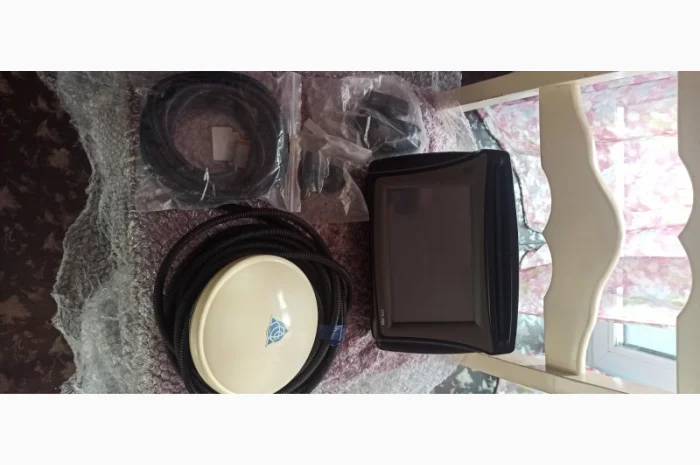 Система параллельного вождения(агро курсоуказатель) Trimble CFX-750 CenterPoint RTX- фото № 1