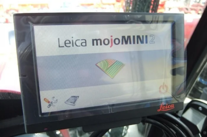 Ремонт GPS систем параллельного вождения(курсоуказателей) Leica(Лейка) mojoMINI- фото № 3