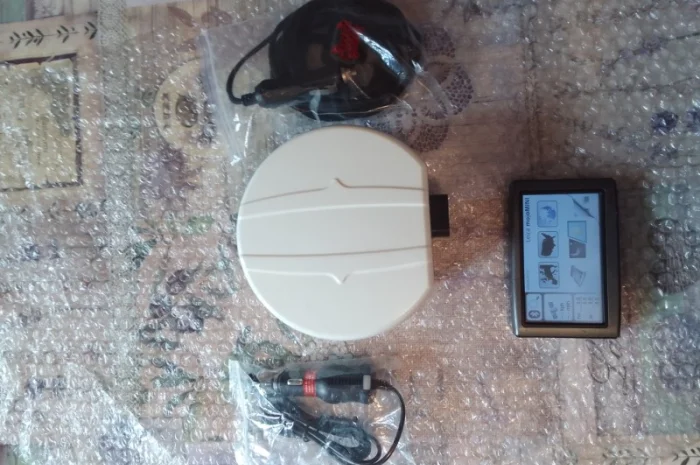 Cистема параллельного вождения(агро курсоуказатель, навигатор для трактора) Leica mojoMINI- фото № 1