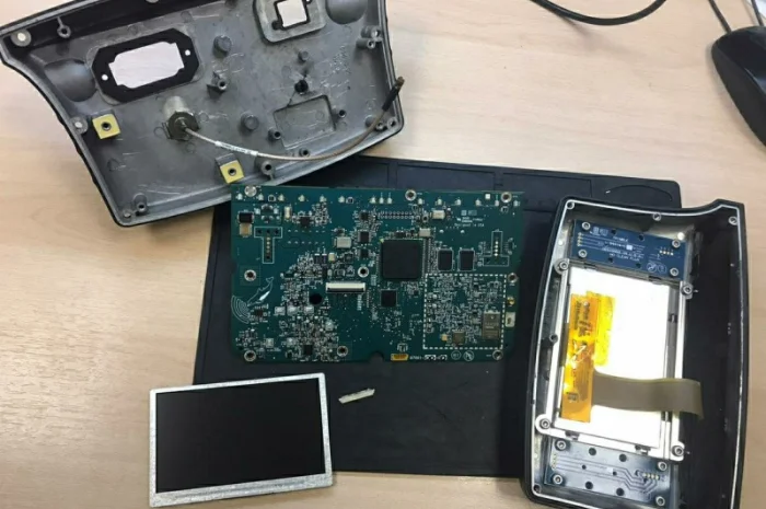 Ремонт, прошивка системы параллельного вождения(курсоуказатель агро) Trimble EZ-250- фото № 4