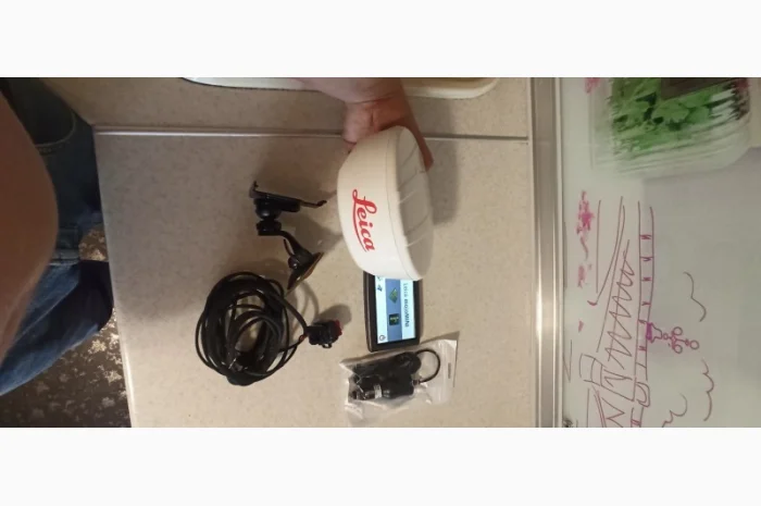 Система параллельного вождения(курсоуказатель GPS агро навигатор) Leica mojoMINI б/у- фото № 4