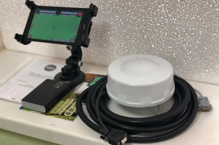 GPS навигатор, агронавигатор (курсоуказатель) для трактора ASNA- фото № 1