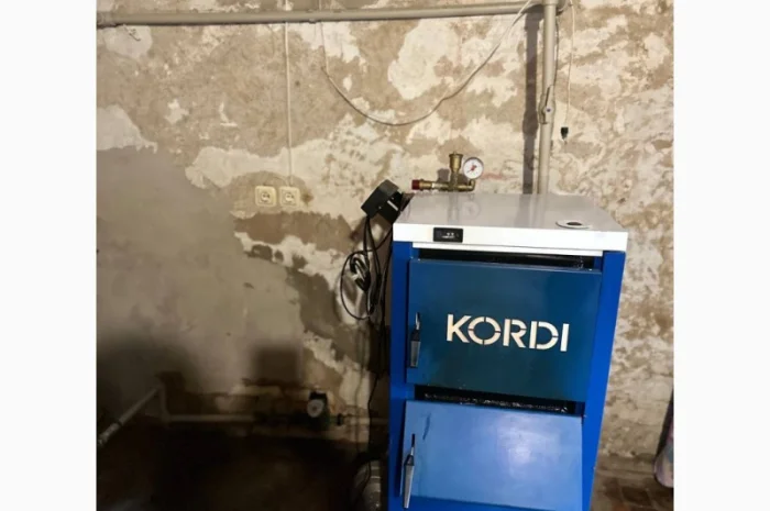 Продається готова теплиця з полікарбонату з котлом. Розмір 4м х 8м- фото № 6