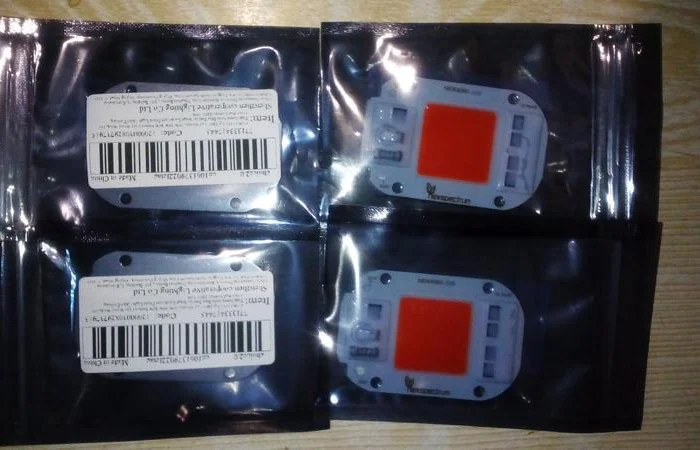 Красный фитодиод, светодиод, матрица с термоконтролем для растений (620-630 нм)50Вт/220В- фото № 2