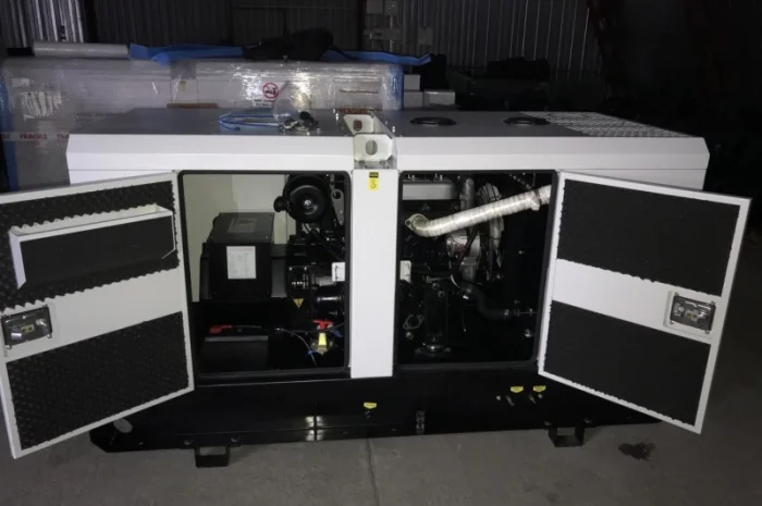 Генератор дизельний 55кВт/69 кВА Італія в наявності з гарантією- фото № 3