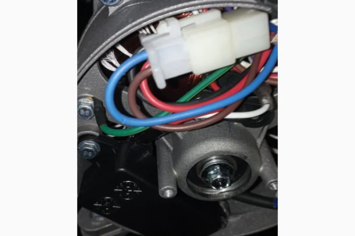 Електрогенератор 3 фазный, на 4.5 кВт Munsterix MN 9900 XV- фото № 5