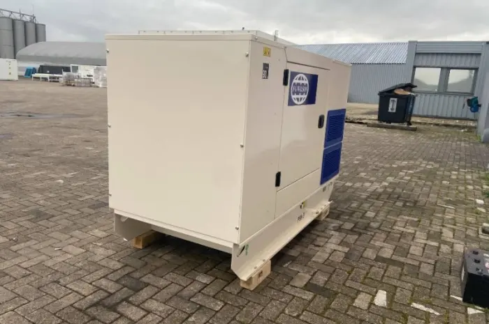 Дизельный генератор FG Wilson P88-3 - Perkins - 88 kVA 2022 г- фото № 6