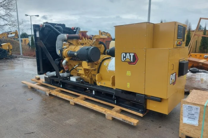 Caterpillar Дизельный генератор 250 кВА/ 200 кВт склад*от 8 до 1250 кВА Гарантия 4 года- фото № 4