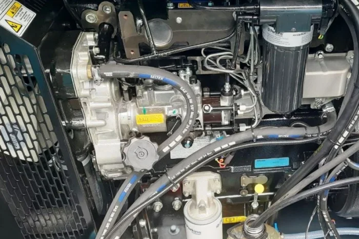 Дизельний генератор модель 110PE Perkins 1104A-44TG2- фото № 8