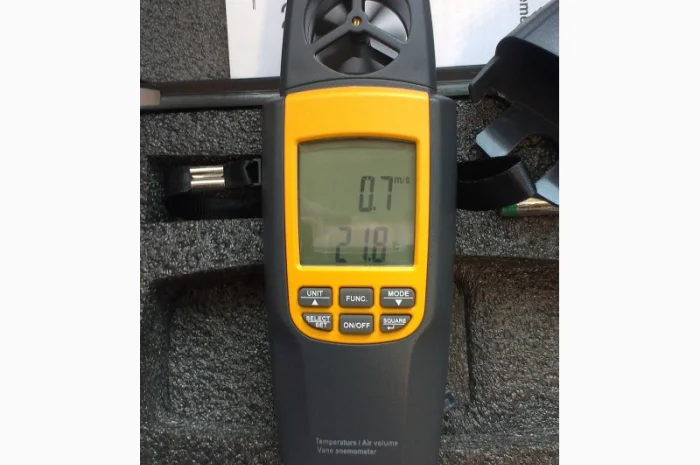 Анемометр SR8022 с функией измерения температуры и объёма воздушного потока (0.4-20 m/s)- фото № 3