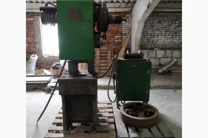 Прес однокривошипний- фото № 5