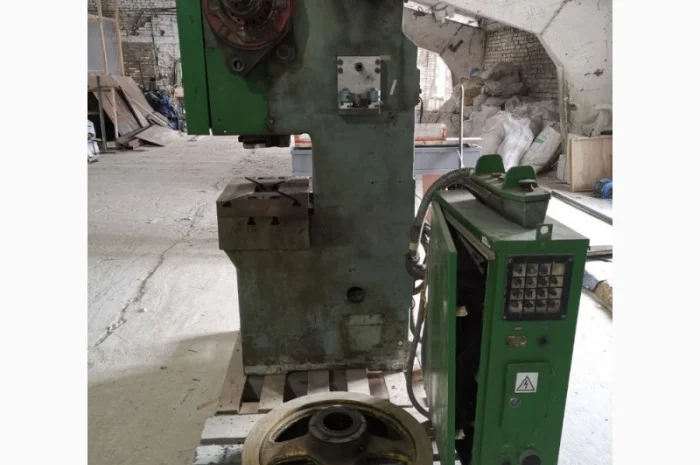 Прес однокривошипний- фото № 6