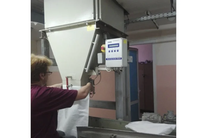 Дозатор з проміжним бункером СВЕДА ДВС-301-50-1ПБ- фото № 6