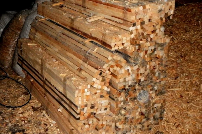 Продам рейку прокладочную 20*25*1115- фото № 1