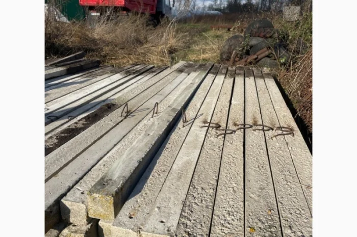 Железобетонный столб Б/У- фото № 1