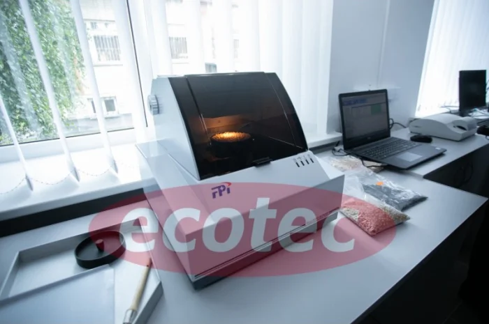 Экспресс анализатор качества зерна, муки, комбикормов и их составляющих- фото № 1