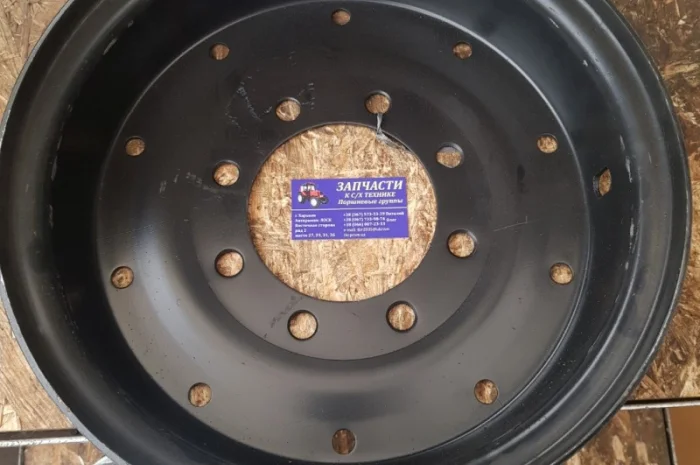 Колесный диск 2ПТС-4 (8 шпил)- фото № 1