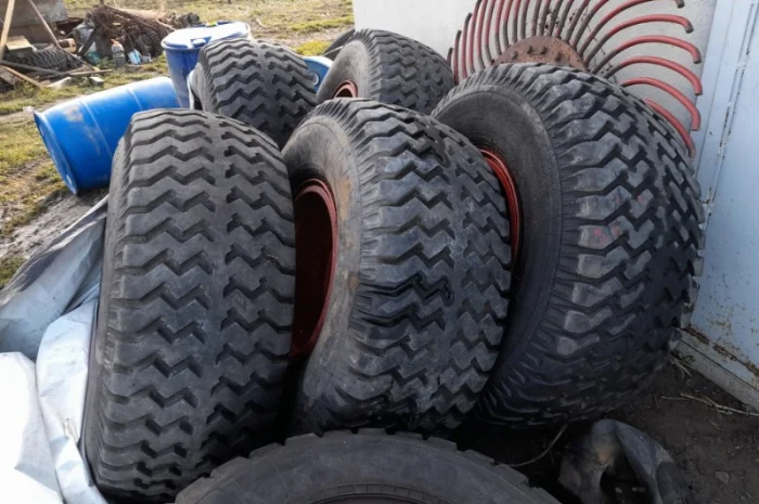 Продам колеса, шини 16.5/70-18 для сільгосптехніки, Т-150- фото № 1