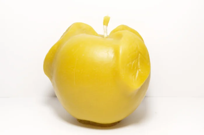 Воскові свічки «Яблуко» на продаж- фото № 1