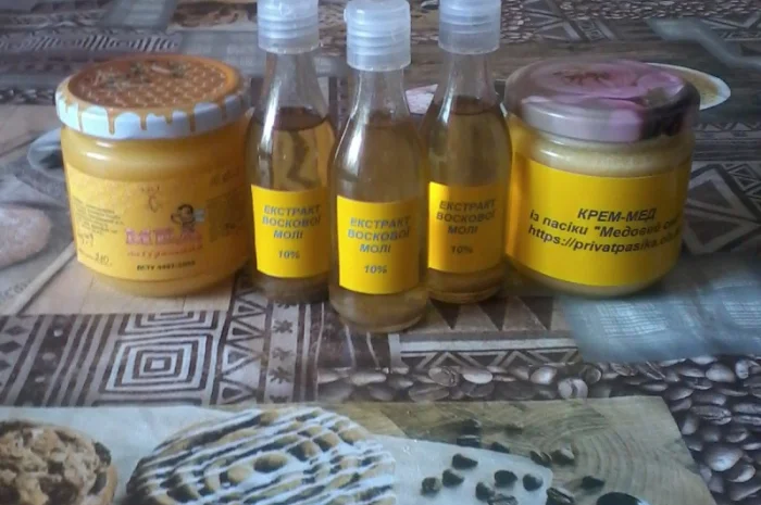 Воскова міль- фото № 2