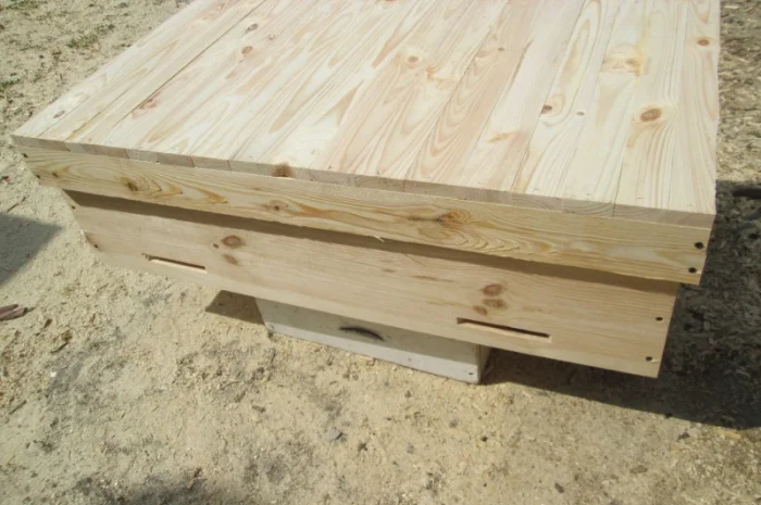 Лежаки на 20, 22 и 24 рамки Дадан из сосны- фото № 1