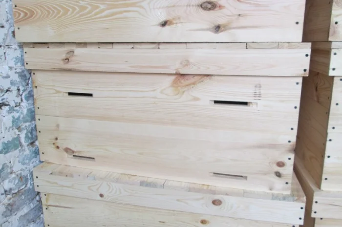 Продам улей-лежак на 22 рамки з сосни- фото № 5