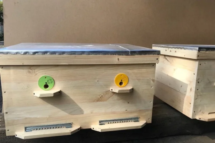 Улей-лежак на 20 рамок «под ключ» для стационарной пасеки- фото № 1