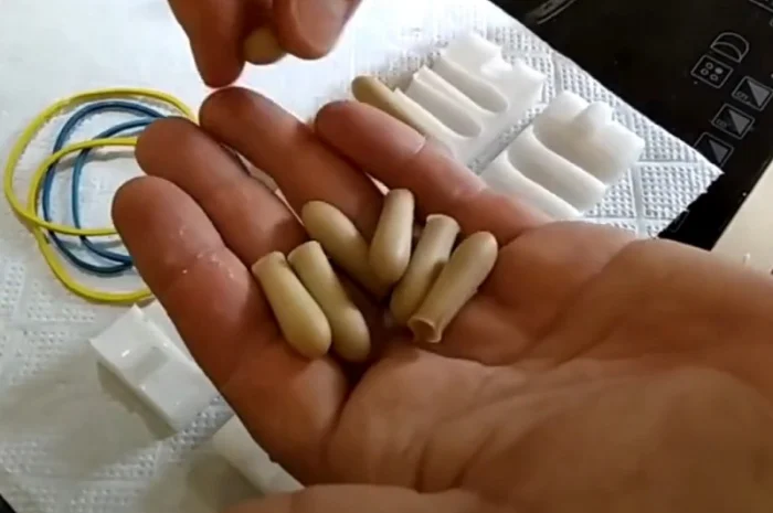 Силіконові форми для виготовлення свічок (супозиторіїв) / Силиконовые формы для свечей- фото № 2