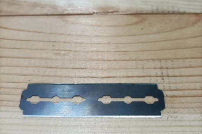 Лезо 80х20, лезвие для изготовления скребков- фото № 1