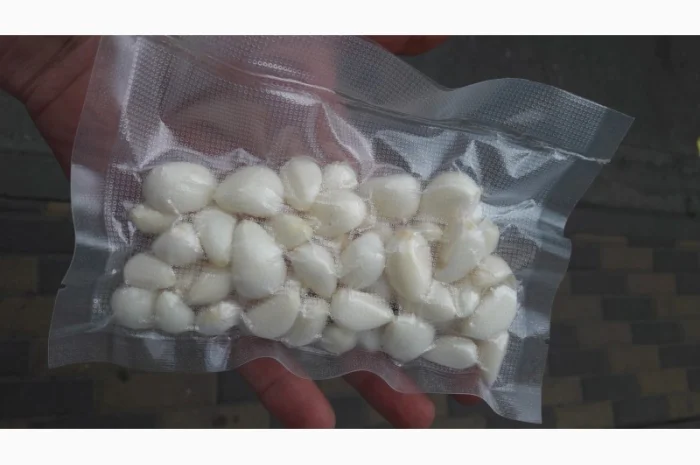 Продам часник очищений в вакуумній упаковці та насипом- фото № 2