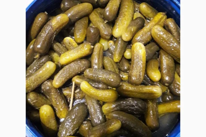 Соленые огурцы оптом- фото № 1