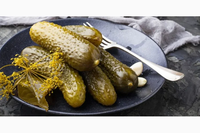 Соленые огурцы от ТМ Надежда- фото № 1