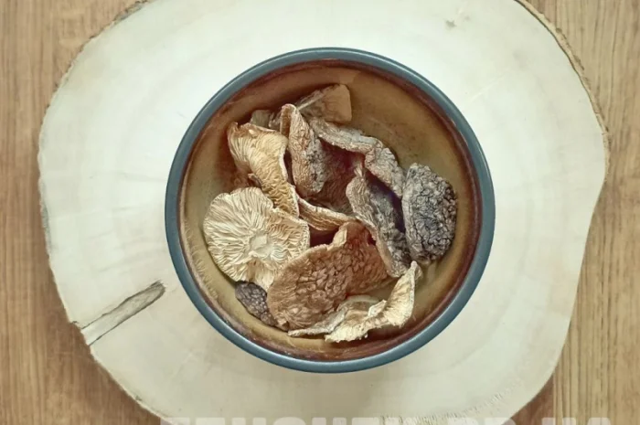 ПАНТЕРНЫЙ МУХОМОР 2024 г. - Сушеные шляпки пантерного мухомора цельные, микродозинг- фото № 1