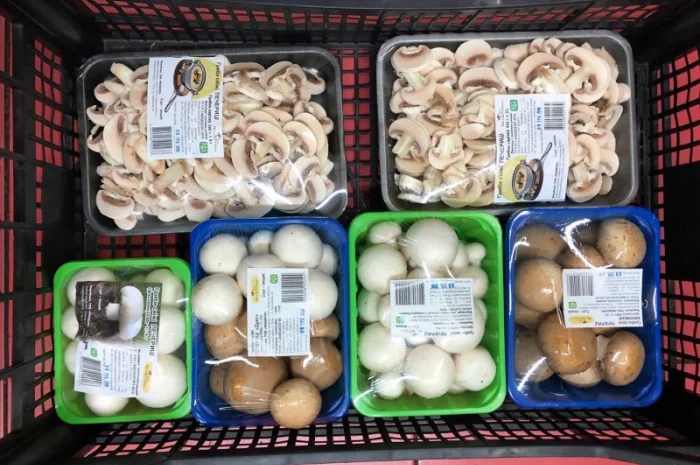 Грибы шампиньйоны фасованные- фото № 1