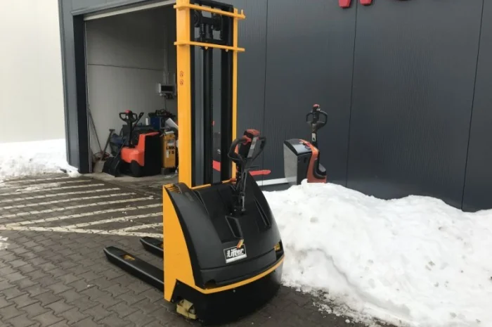 Штабелер электрический поводковый LIFTER 1, 2т 3, 5м- фото № 5