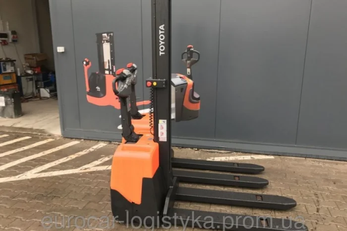Штабелер електричний самохідний Toyota BT sp 10 160см-висота підйому- фото № 4