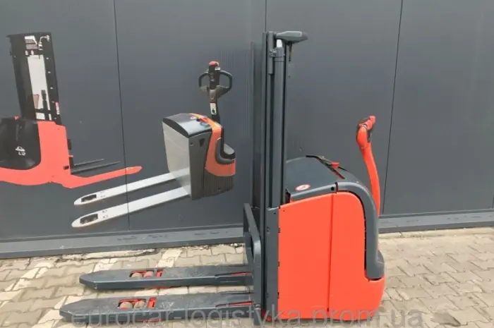 Электрический штабелер LINDE L14 1, 4т 2.4м-высота подъема- фото № 1
