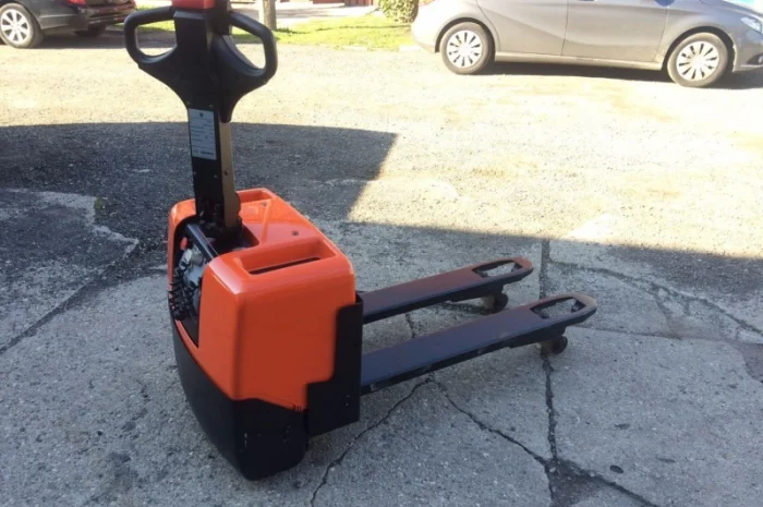 Электротележка Toyota BT Lwe 130 1.3т 2011р вага тележки 200 кг- фото № 4