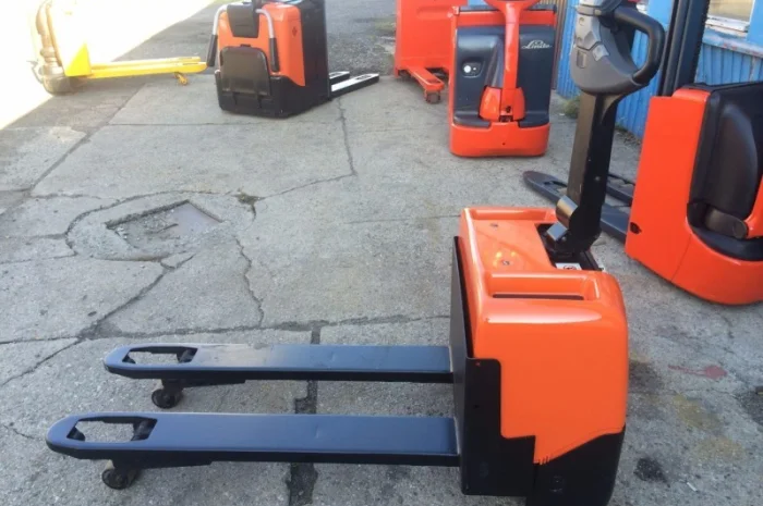 Электротележка Toyota BT Lwe 130 1.3т 2011р вага тележки 200 кг- фото № 7