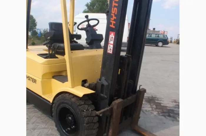 Погрузчик HYSTER H3.00XM 2005р 3.0т 3, 0м-высота подъема- фото № 2