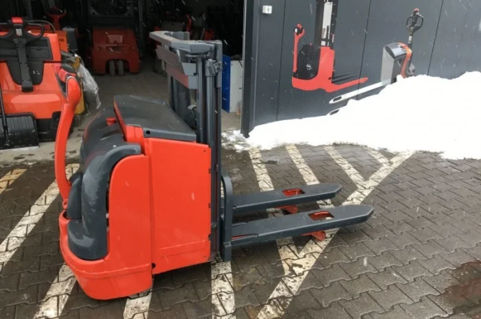 Штабелер електричний LINDE L14 1, 4т 1.5м-висота підйому- фото № 2